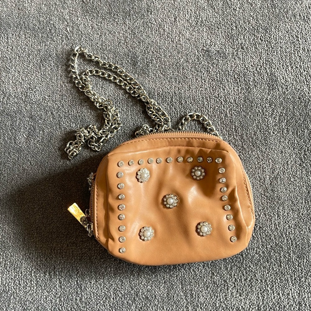 Beautiful Pearl/Embellished Leather Chain Crossbody Bag